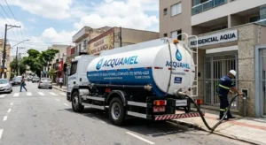 Caminhão pipa para abastecimento